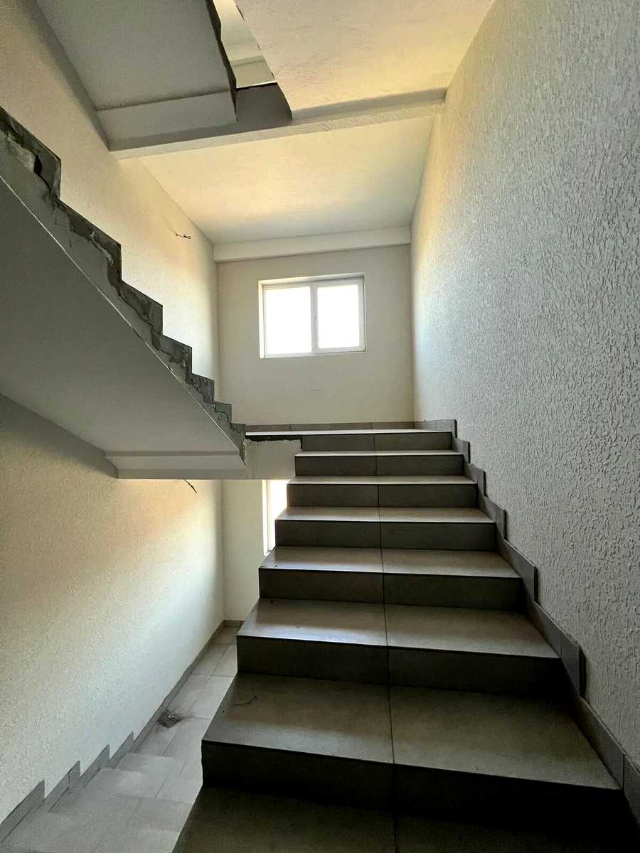1874578736004655