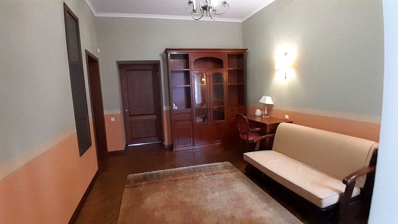 1874578841168171