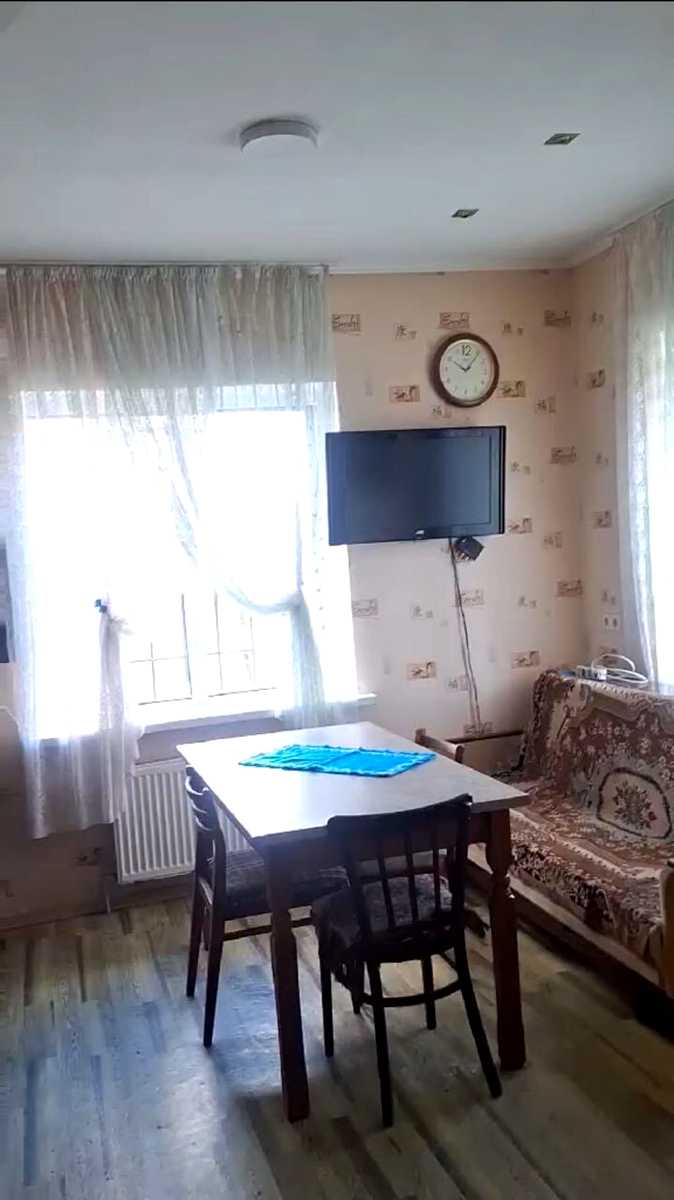 1874579753772590