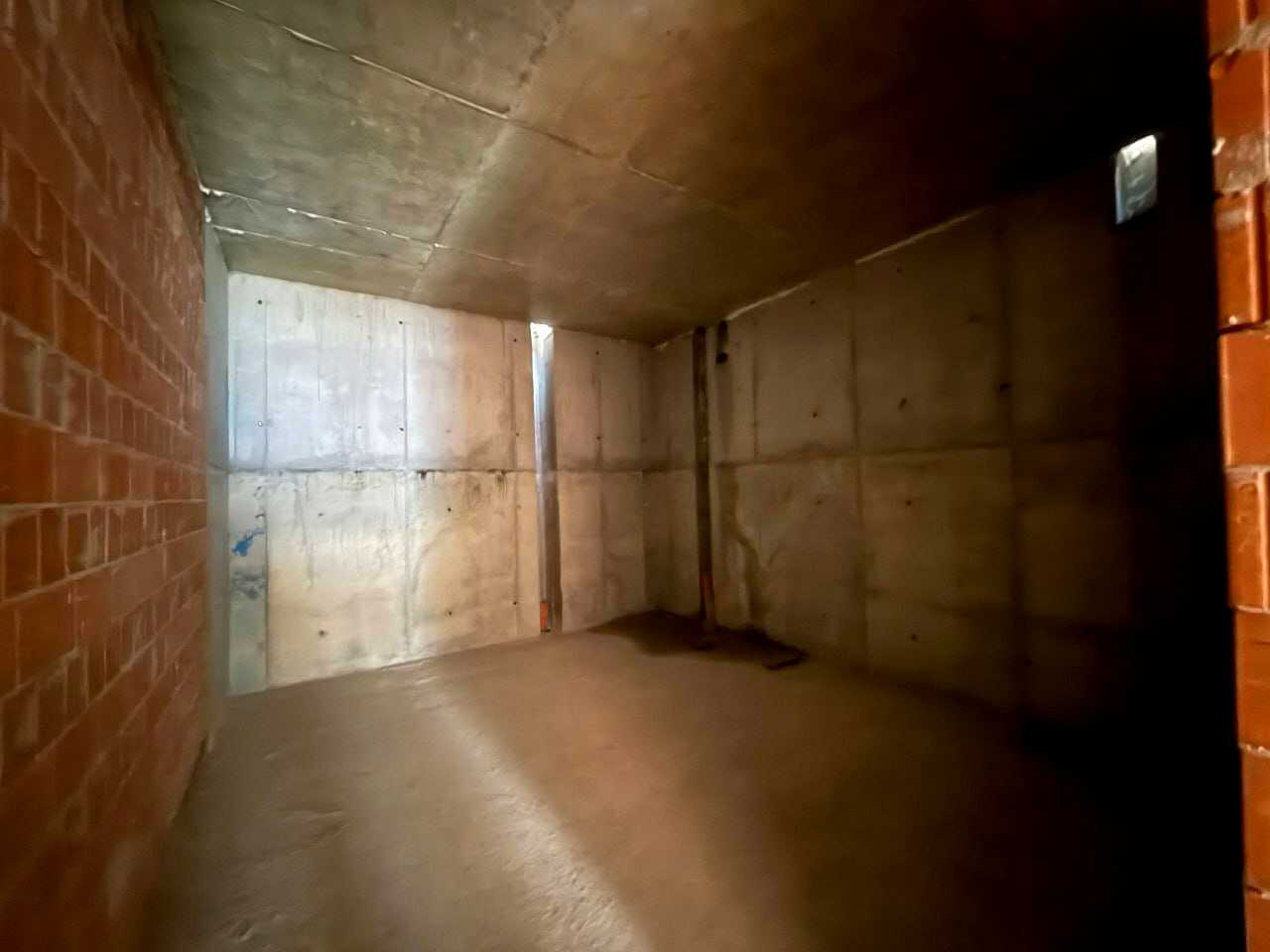 1874581114383948