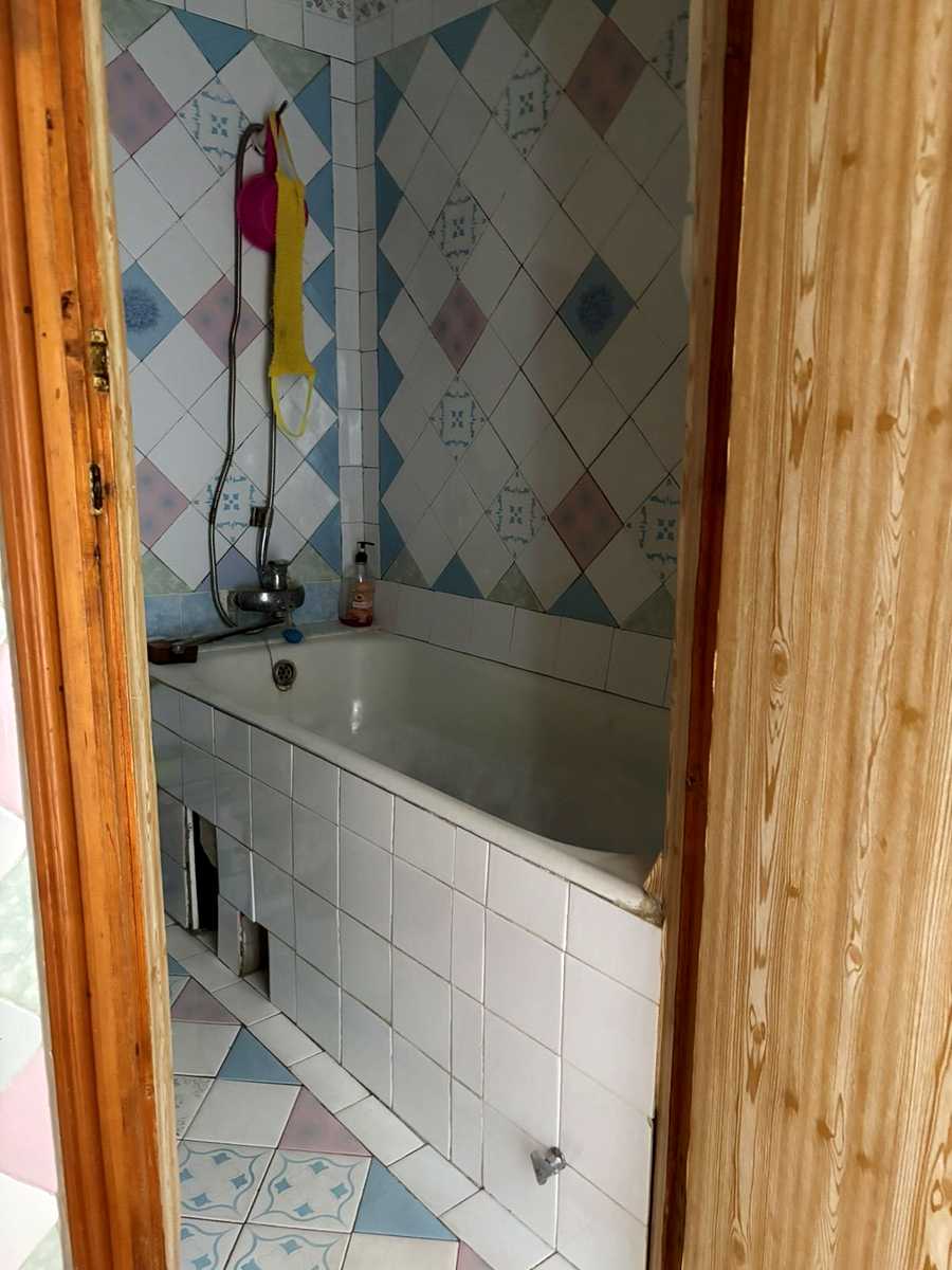 1874581211194064