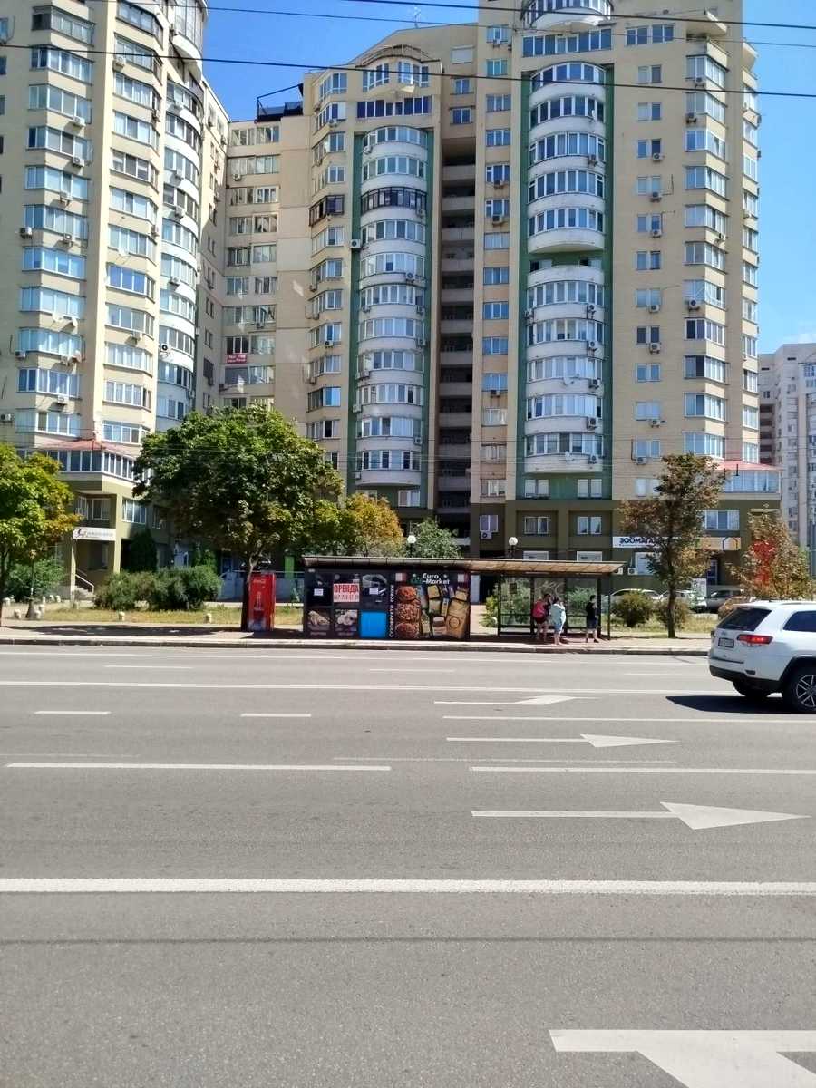 1874583128608378