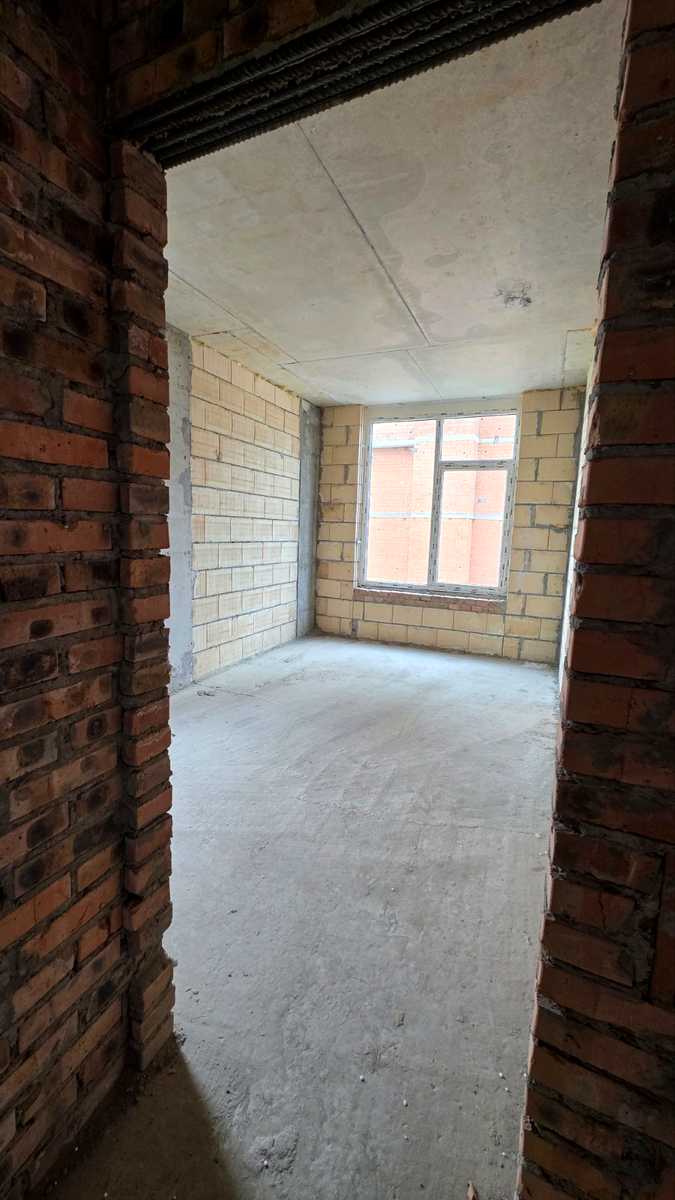 1874584327779207
