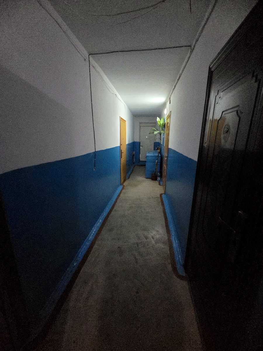 1874584452807918