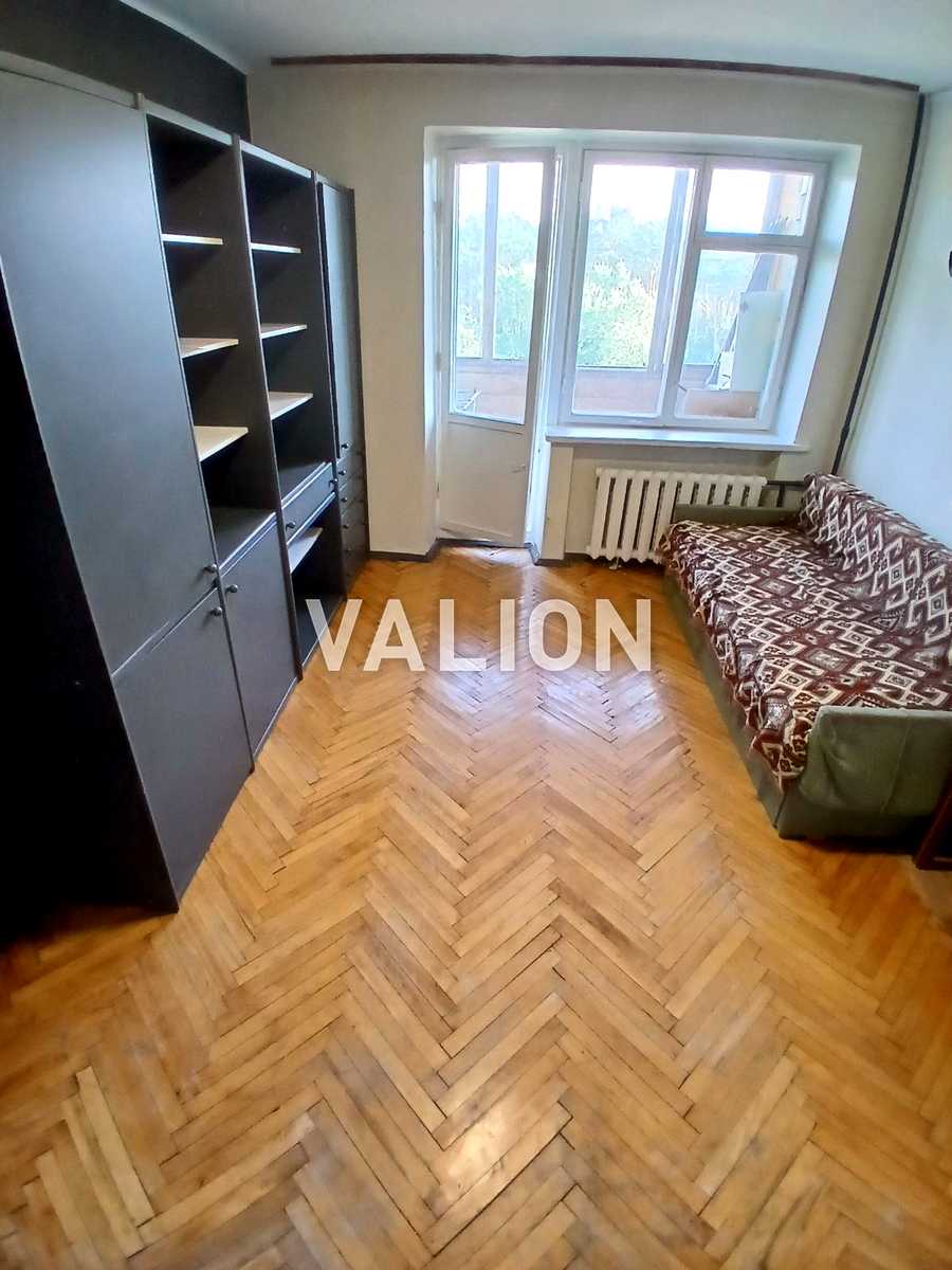 1874585389478706