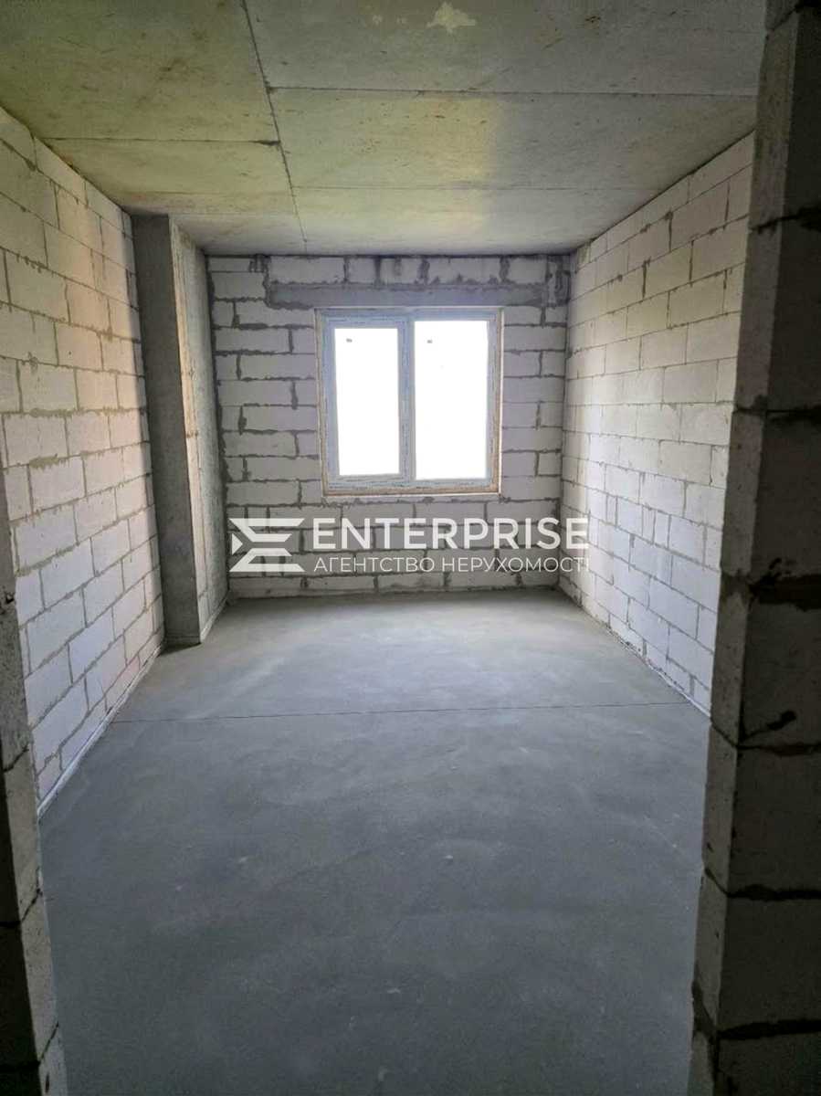 1874586872586358