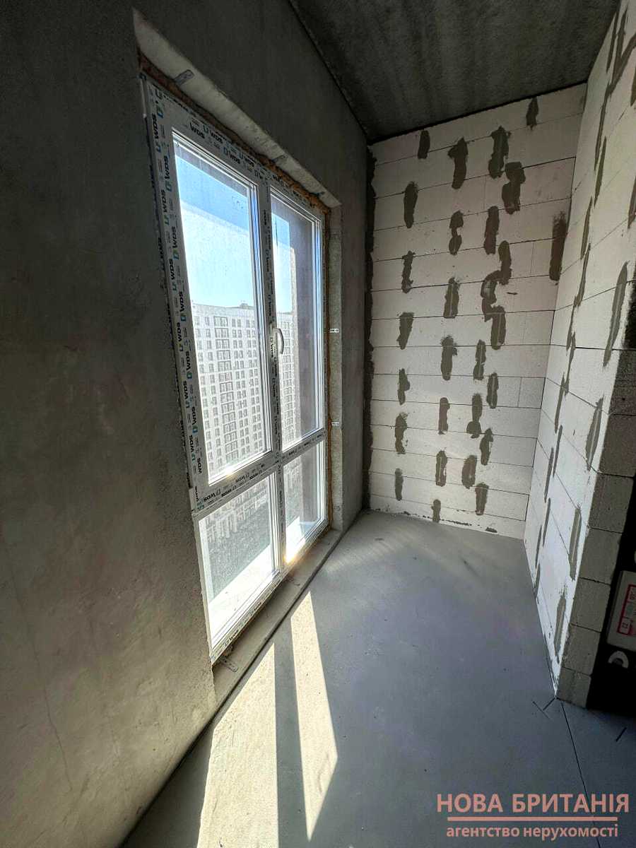 1874588630186341