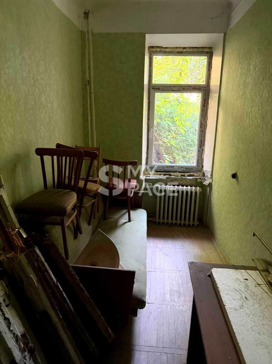 1874588928442109