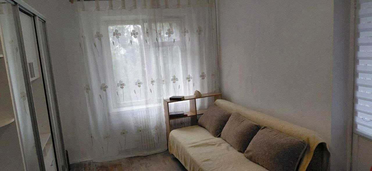 1874589222871958