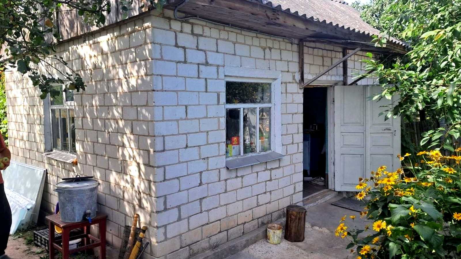 1874589526873245