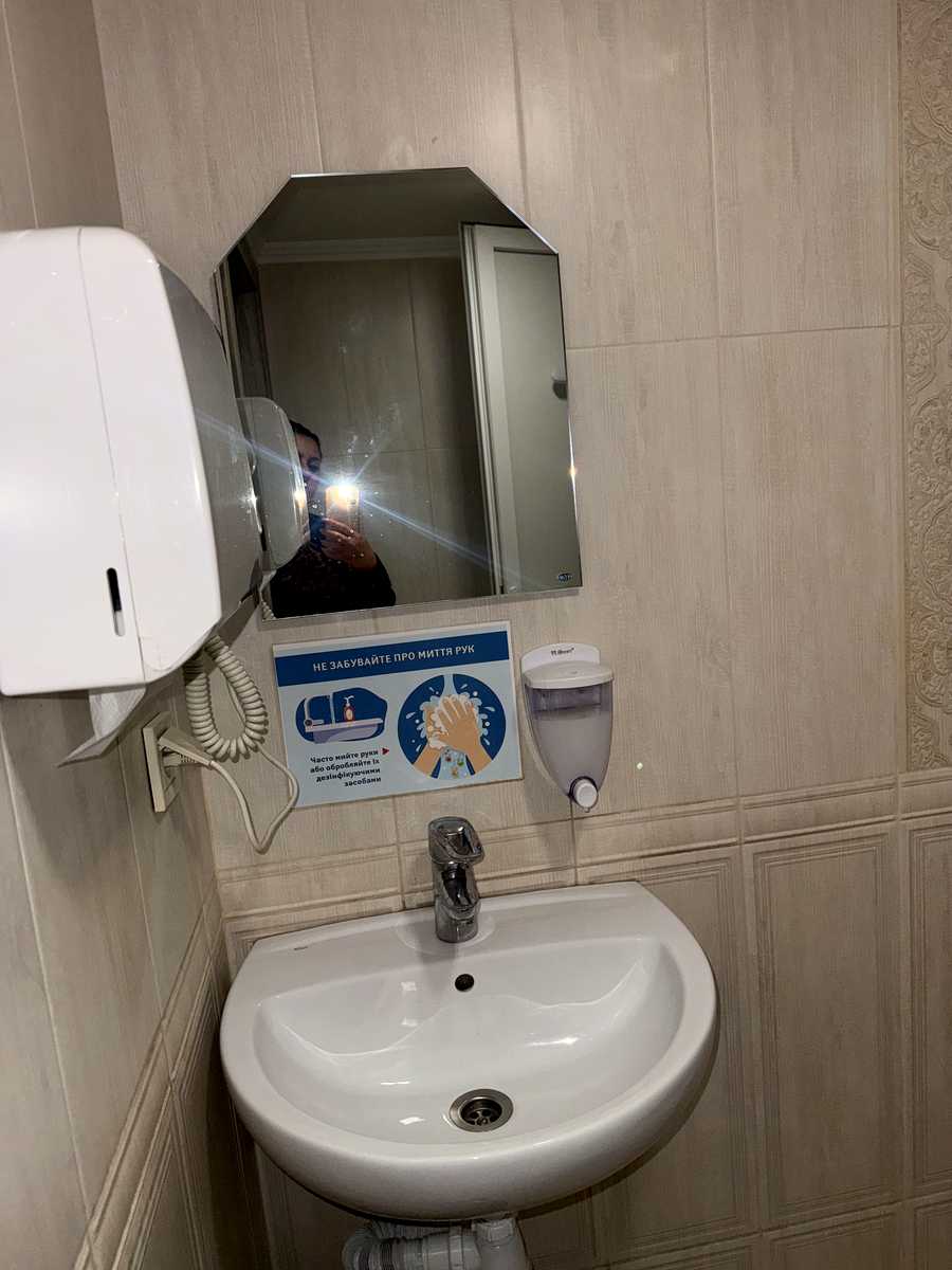 1874592202714641