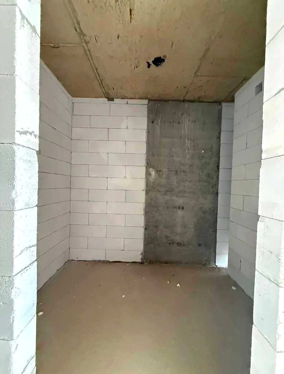 1874593424379296