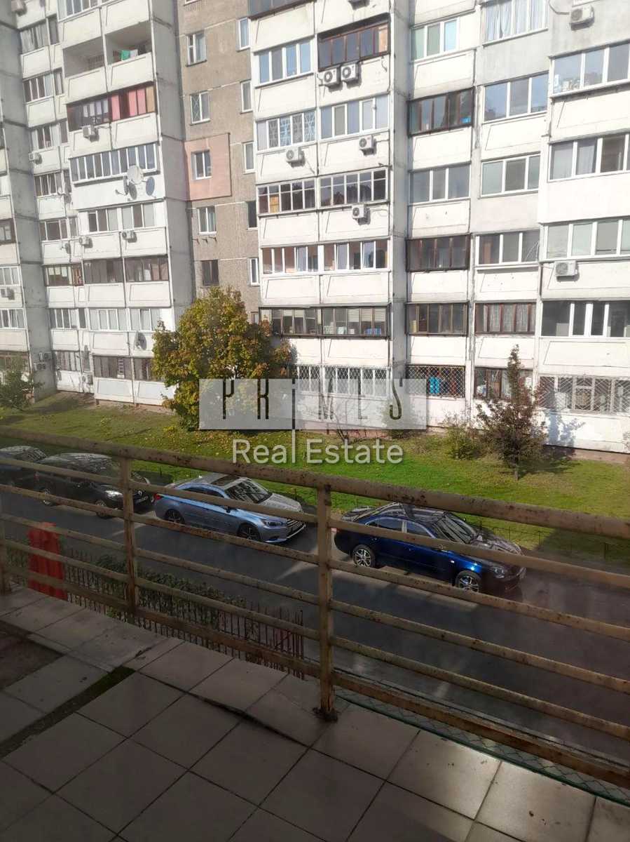 1874593608234611