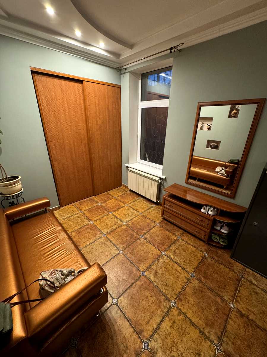 1874594266186209