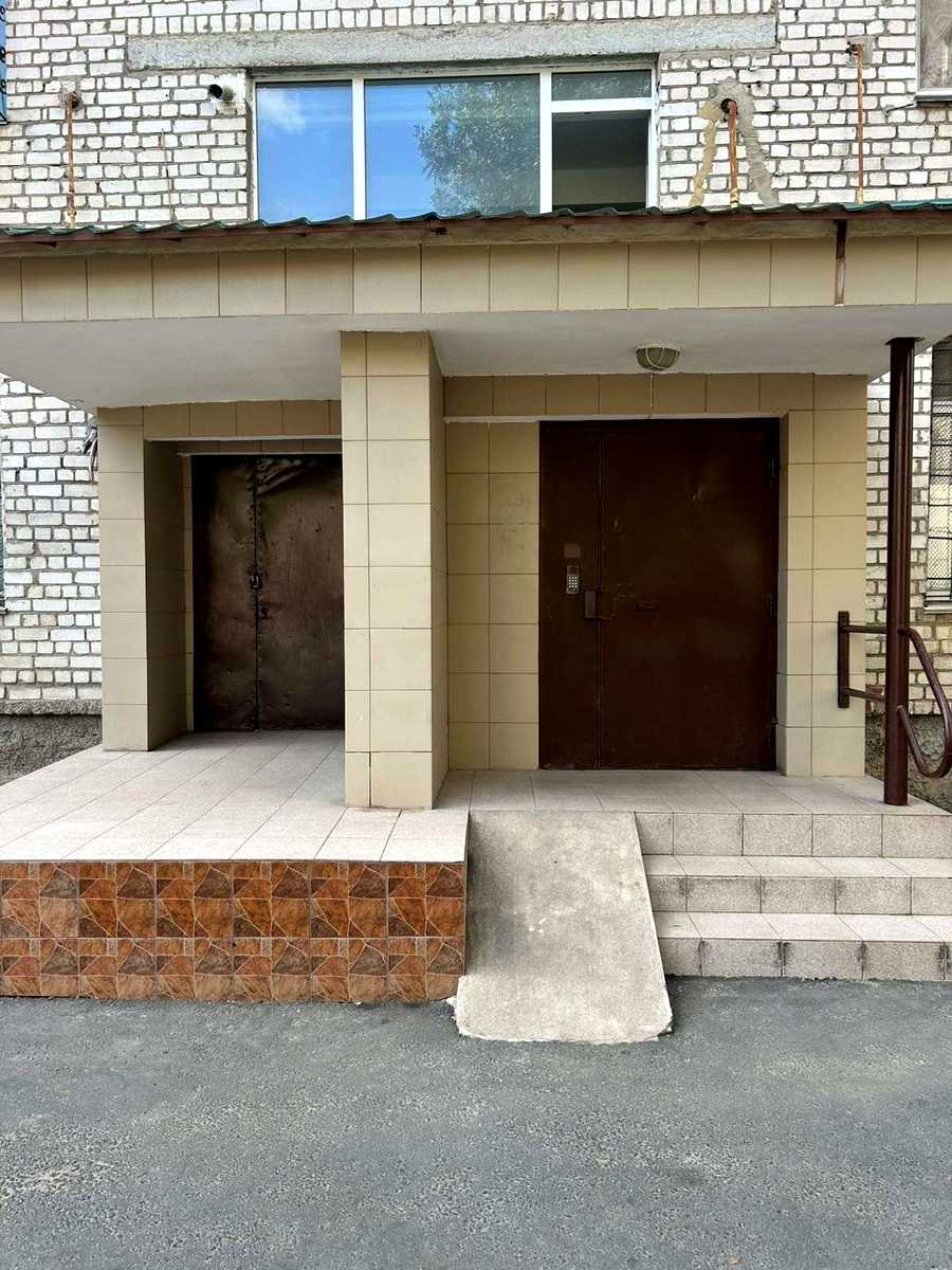 1874596300143103