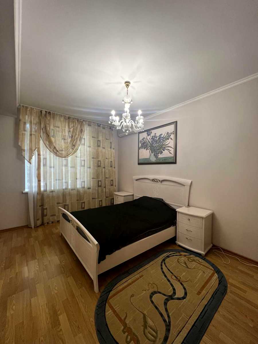 1874598448375946