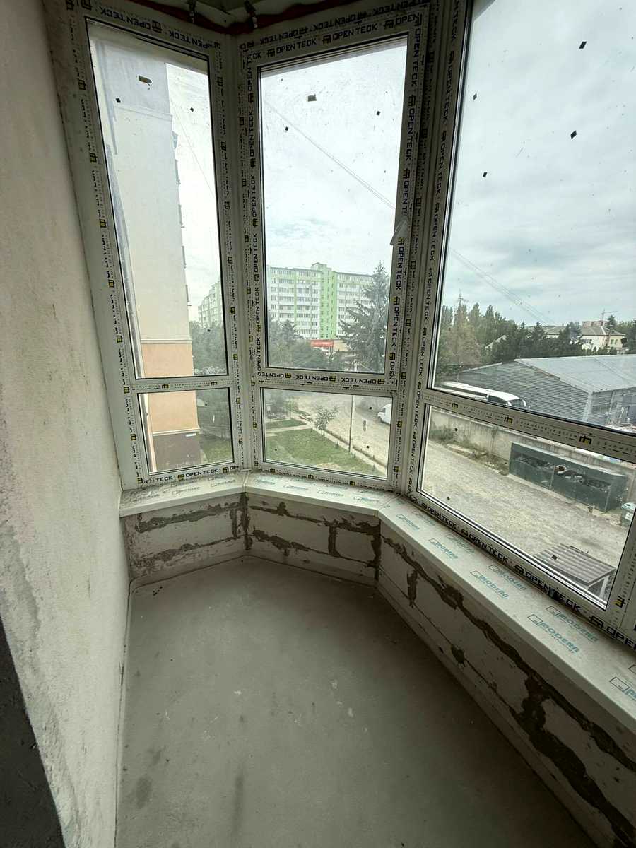 1874599483762749