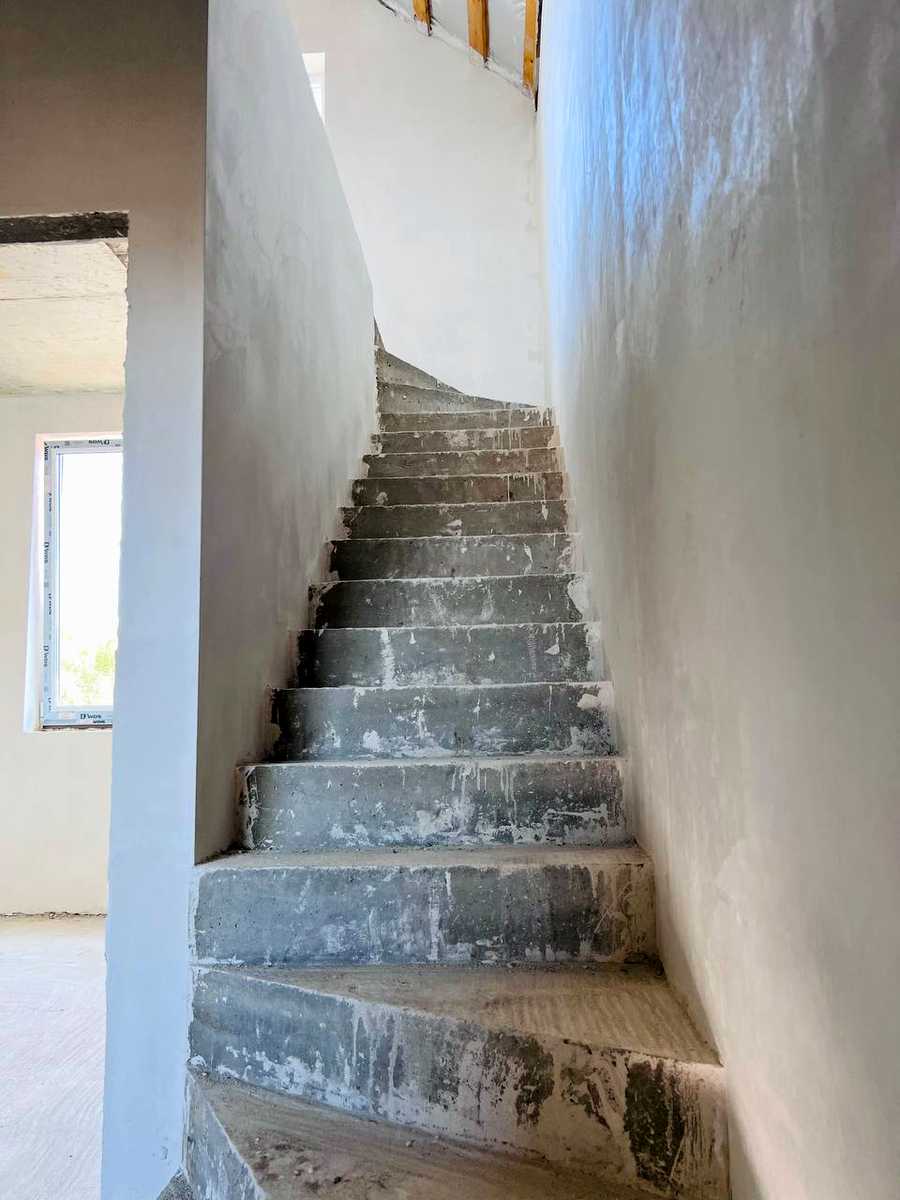 1874601537845867