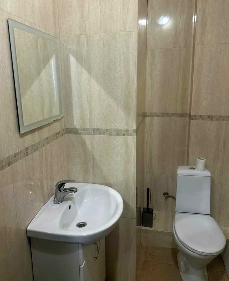 1874604154364579