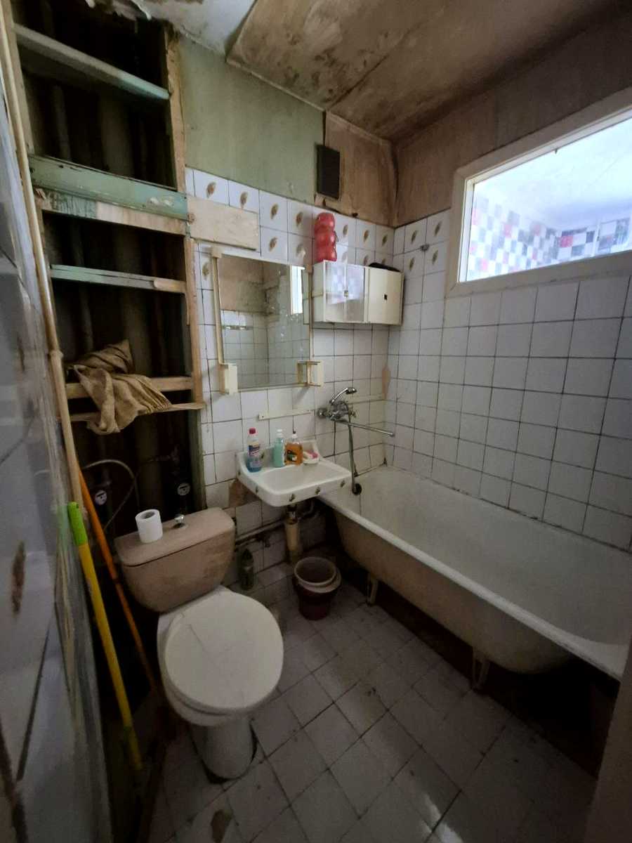 1874605450795164