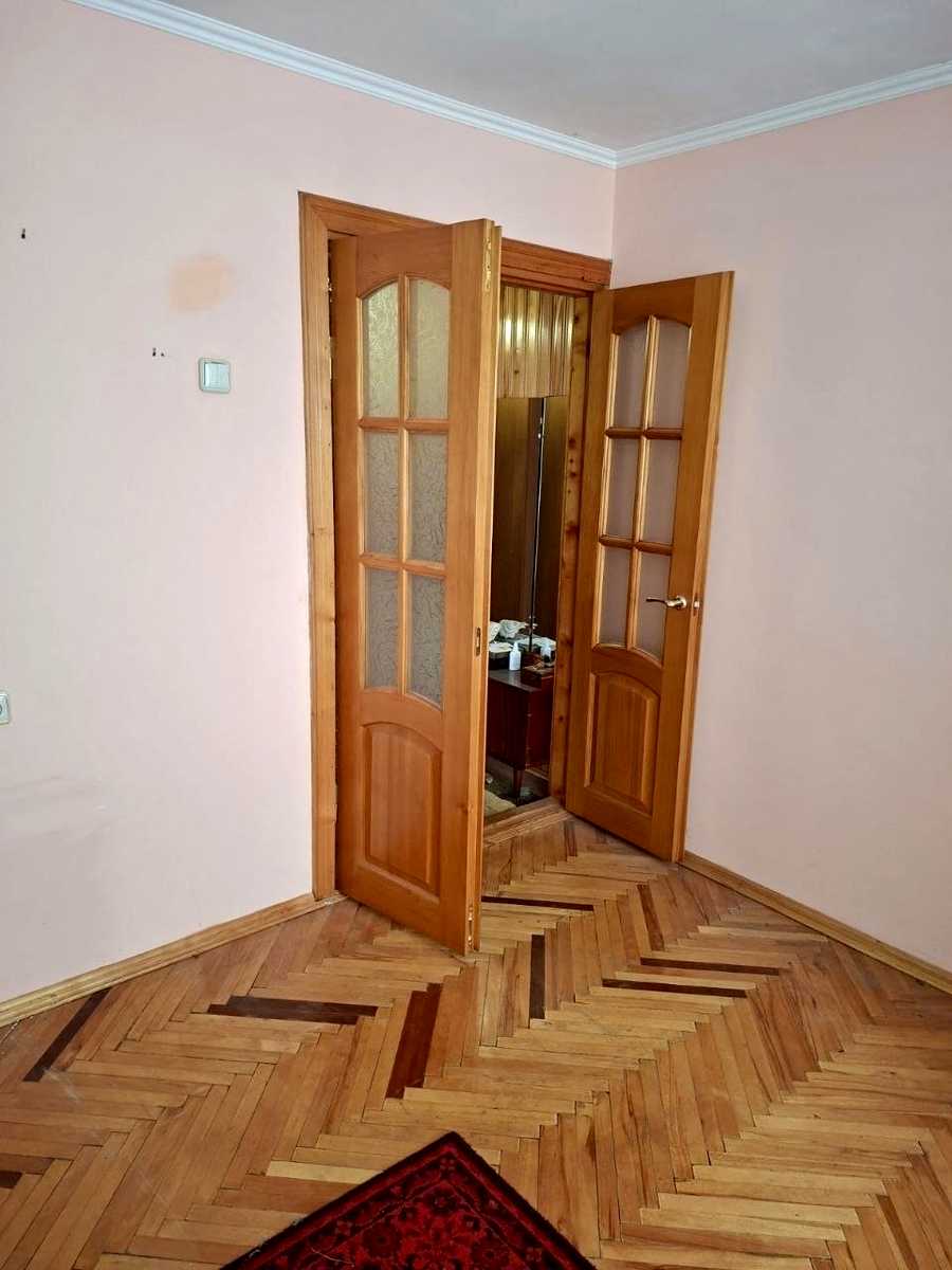1874612859102086