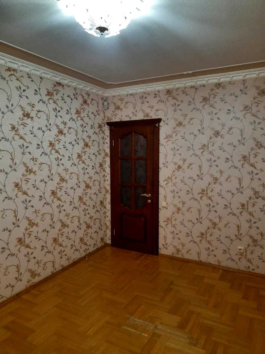 1874612937967519
