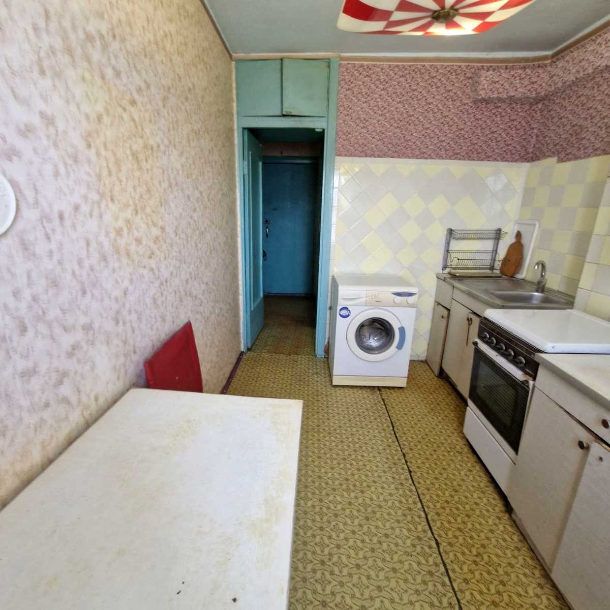 1874620124990445