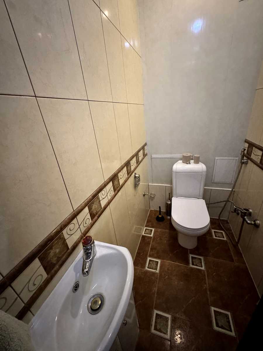 1874655007803270