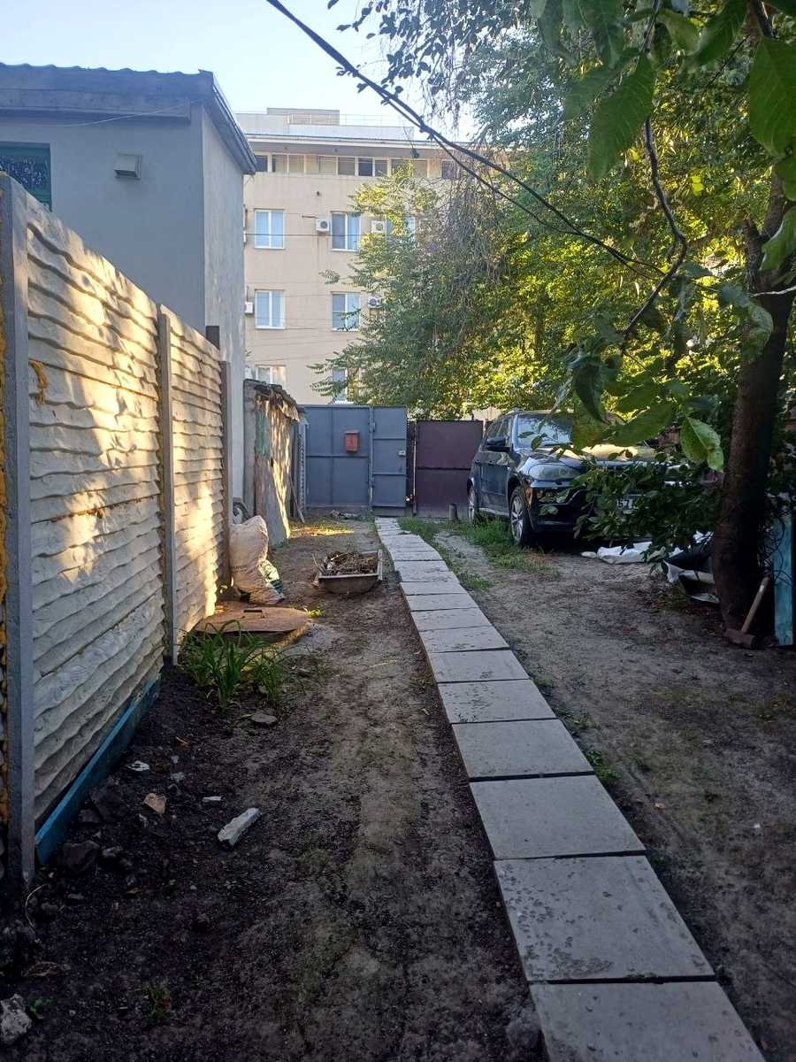 1874658171621492