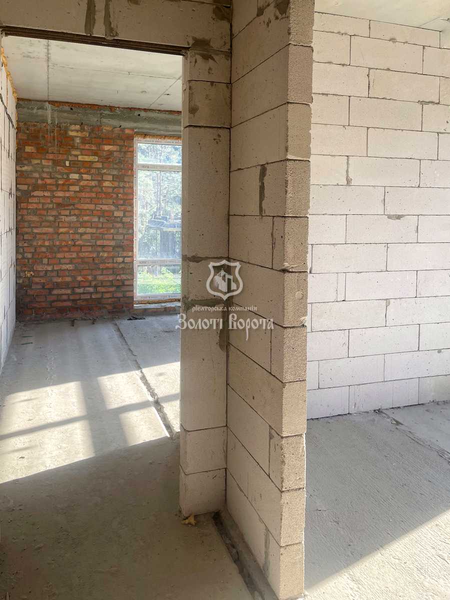 1874658350304183