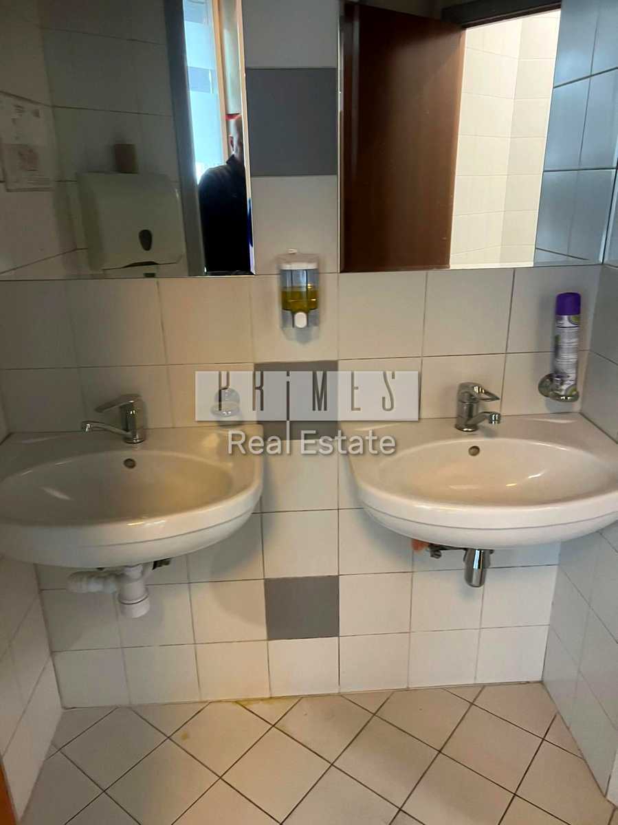 1874659682688953