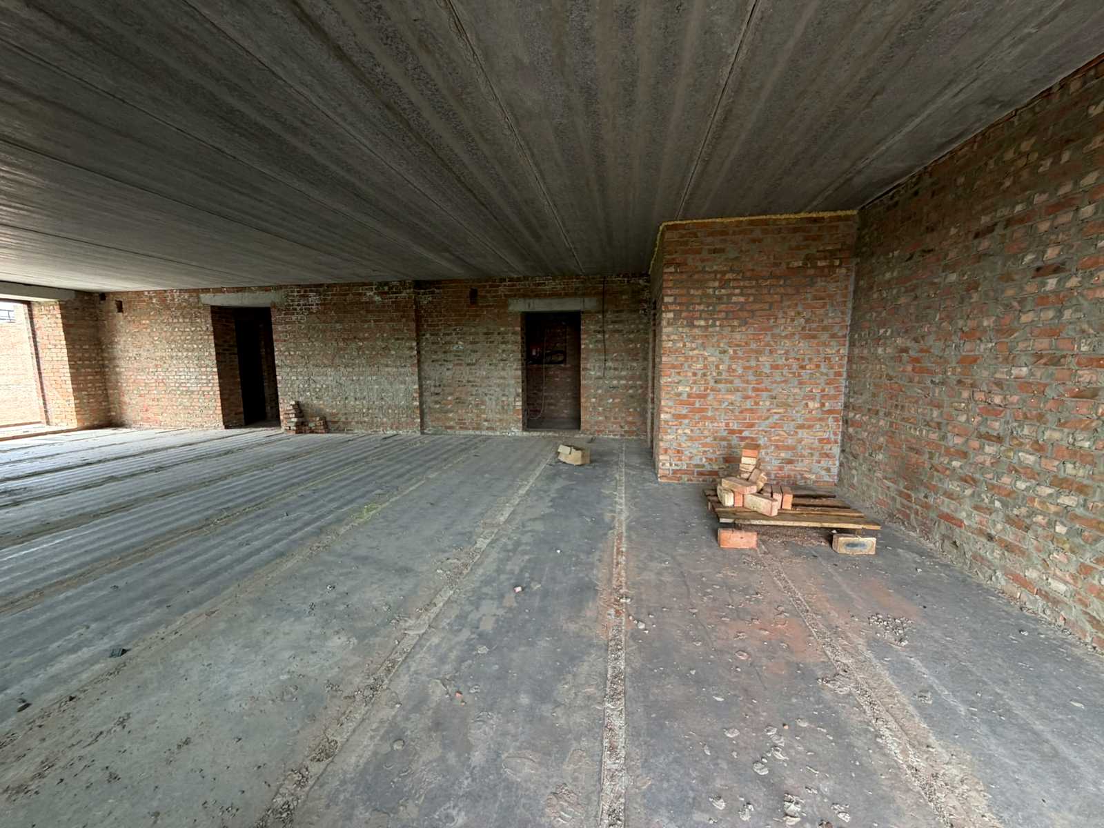 1874664159377040