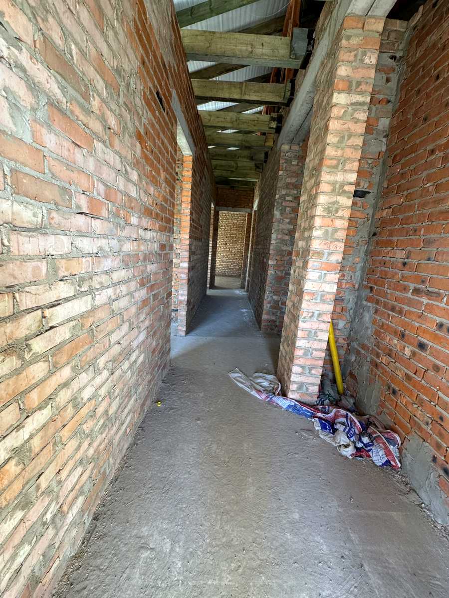 1874664358061373