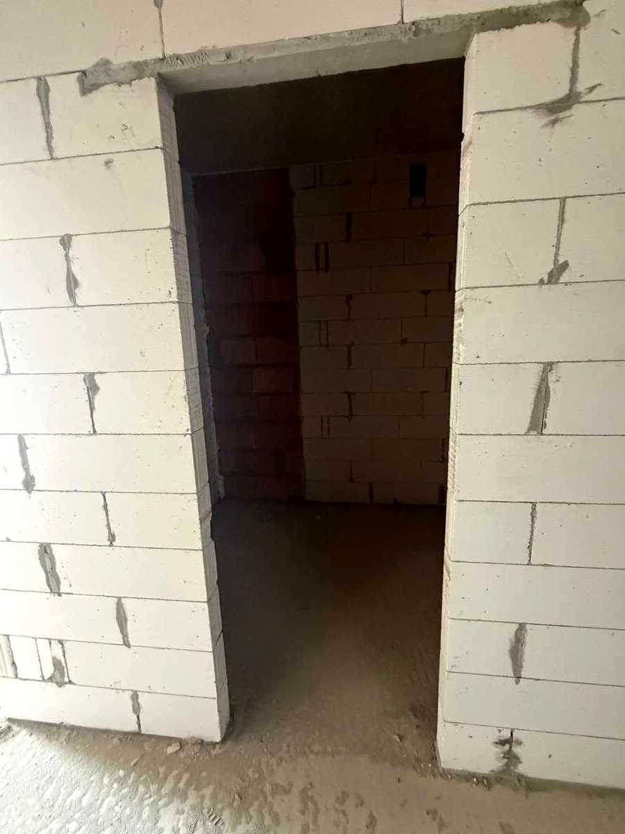 1874665188154883