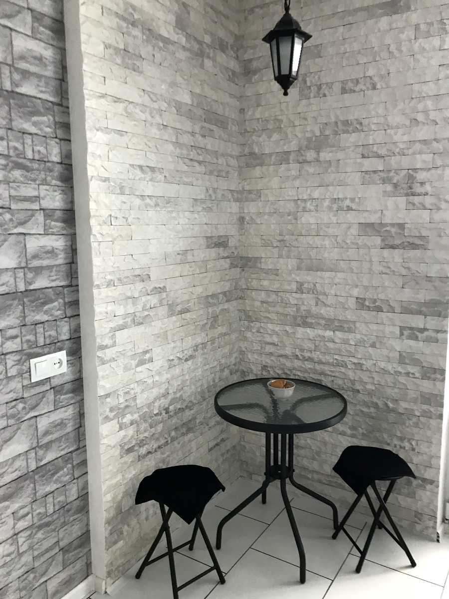 1874668861638532