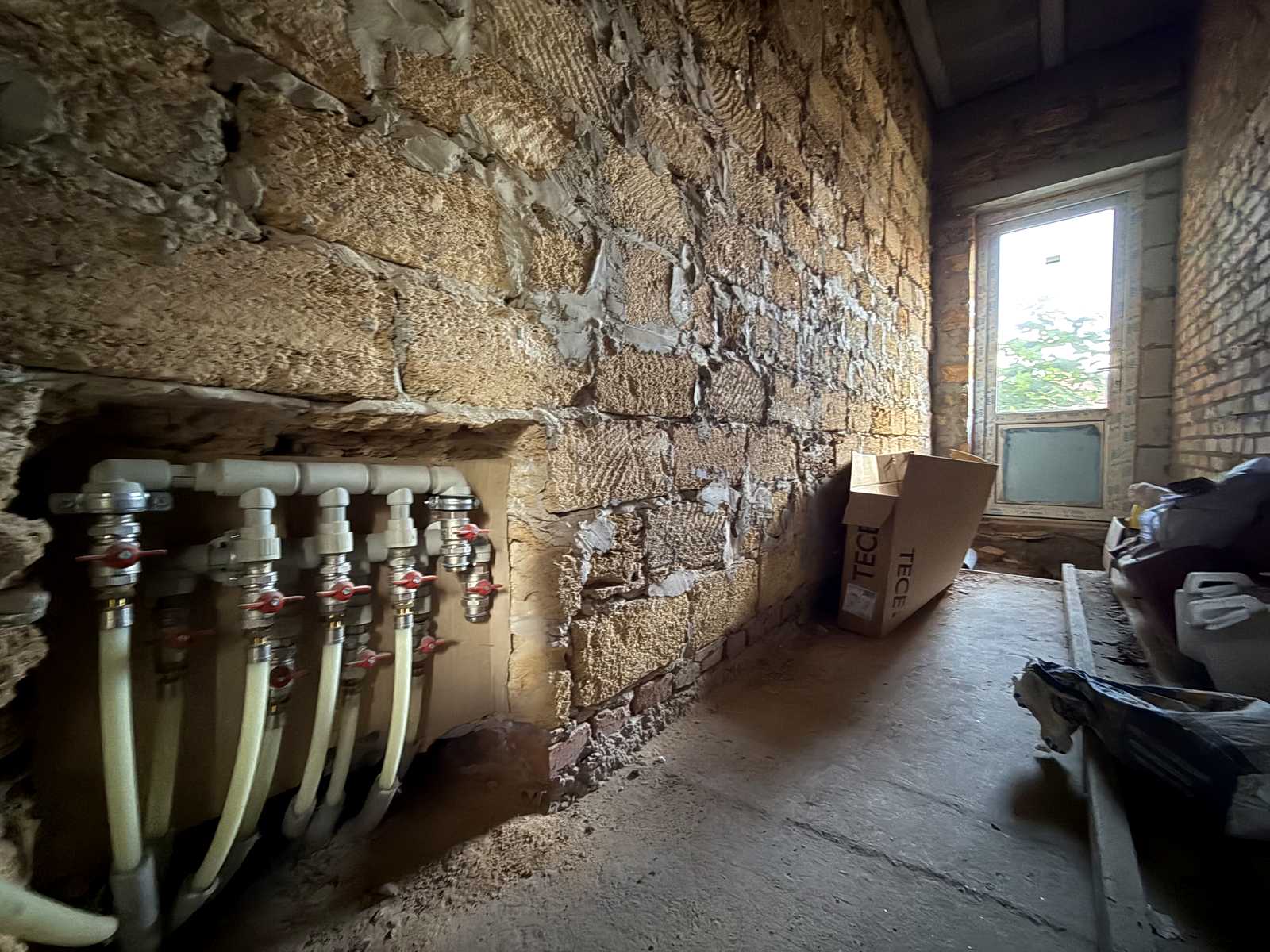 1874669870160664
