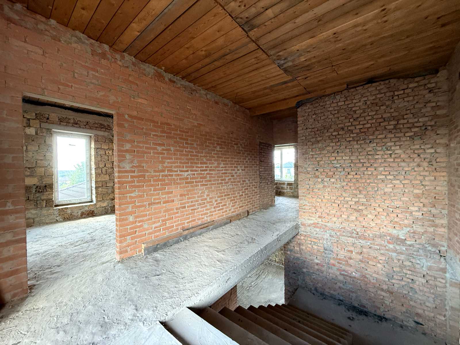 1874669887043903