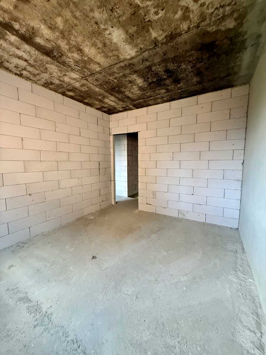 1874671404418457