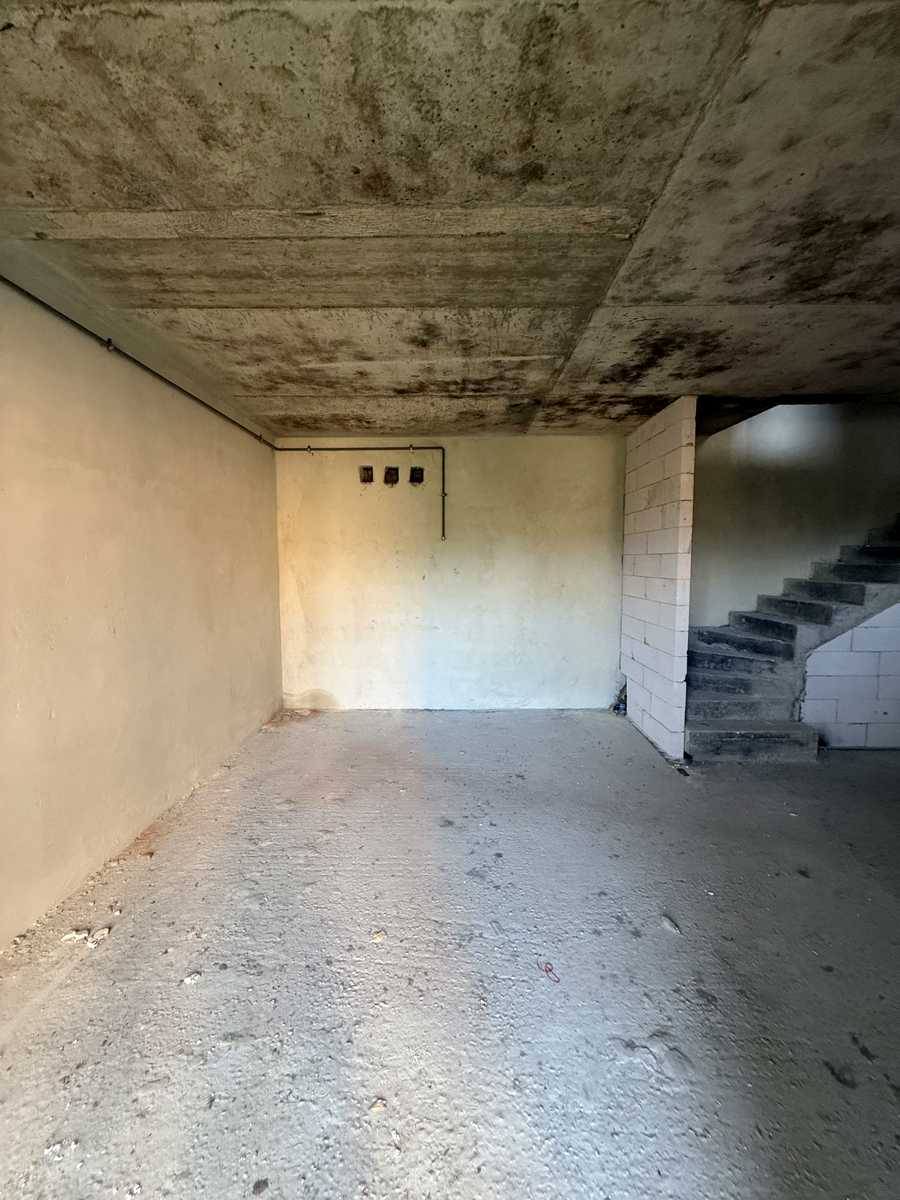 1874671547047344