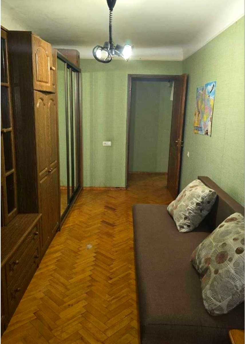1874673641196783