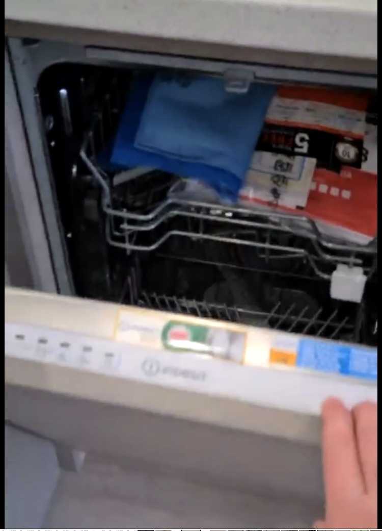 1874673780278845