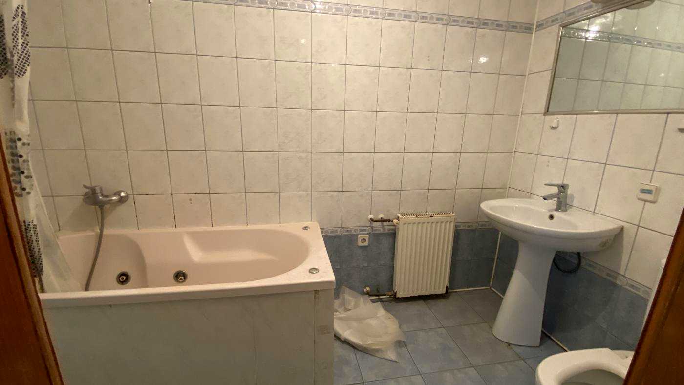 1874674035934885.jpg