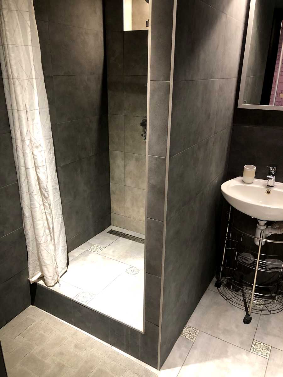 1874674576567179