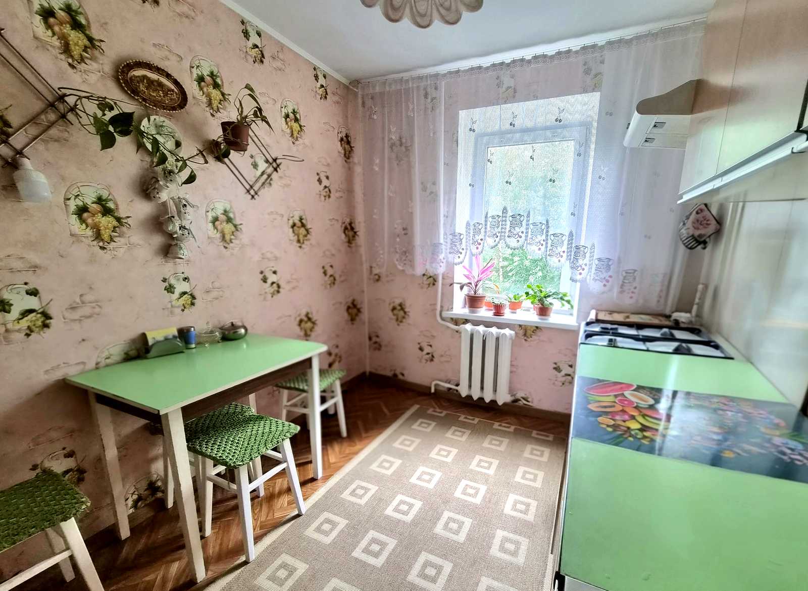 1874675947543083