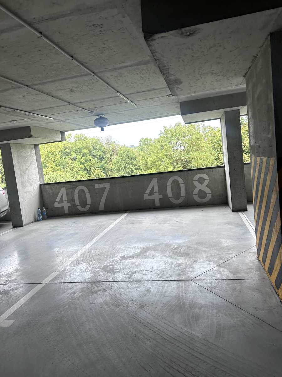 1874676837049749