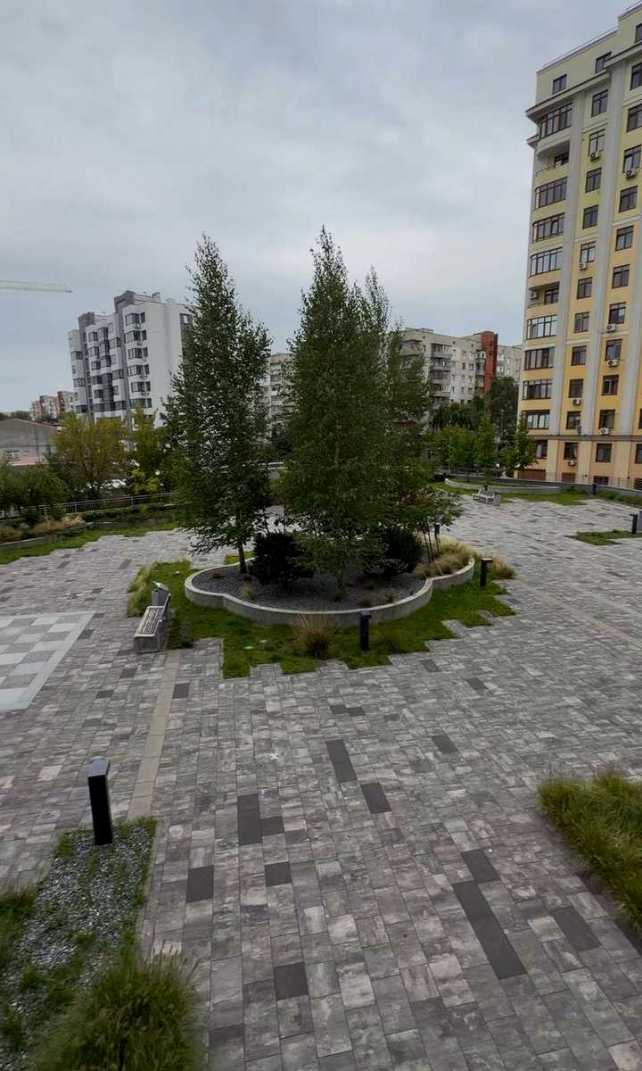 1874681731212175