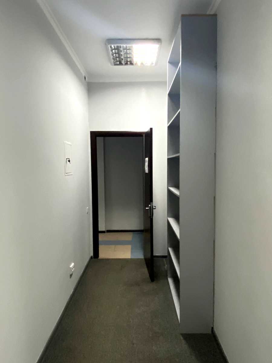 1874682117569532