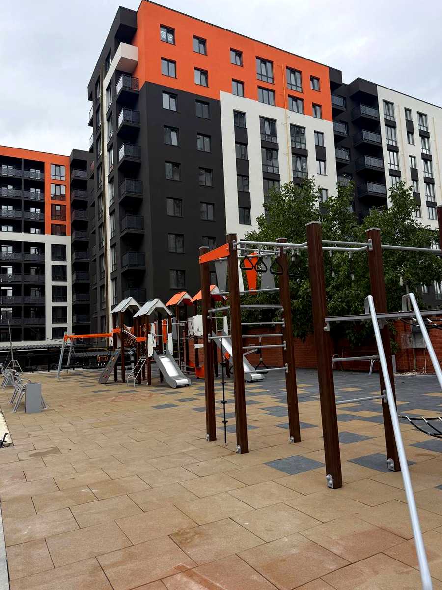1874683208581852