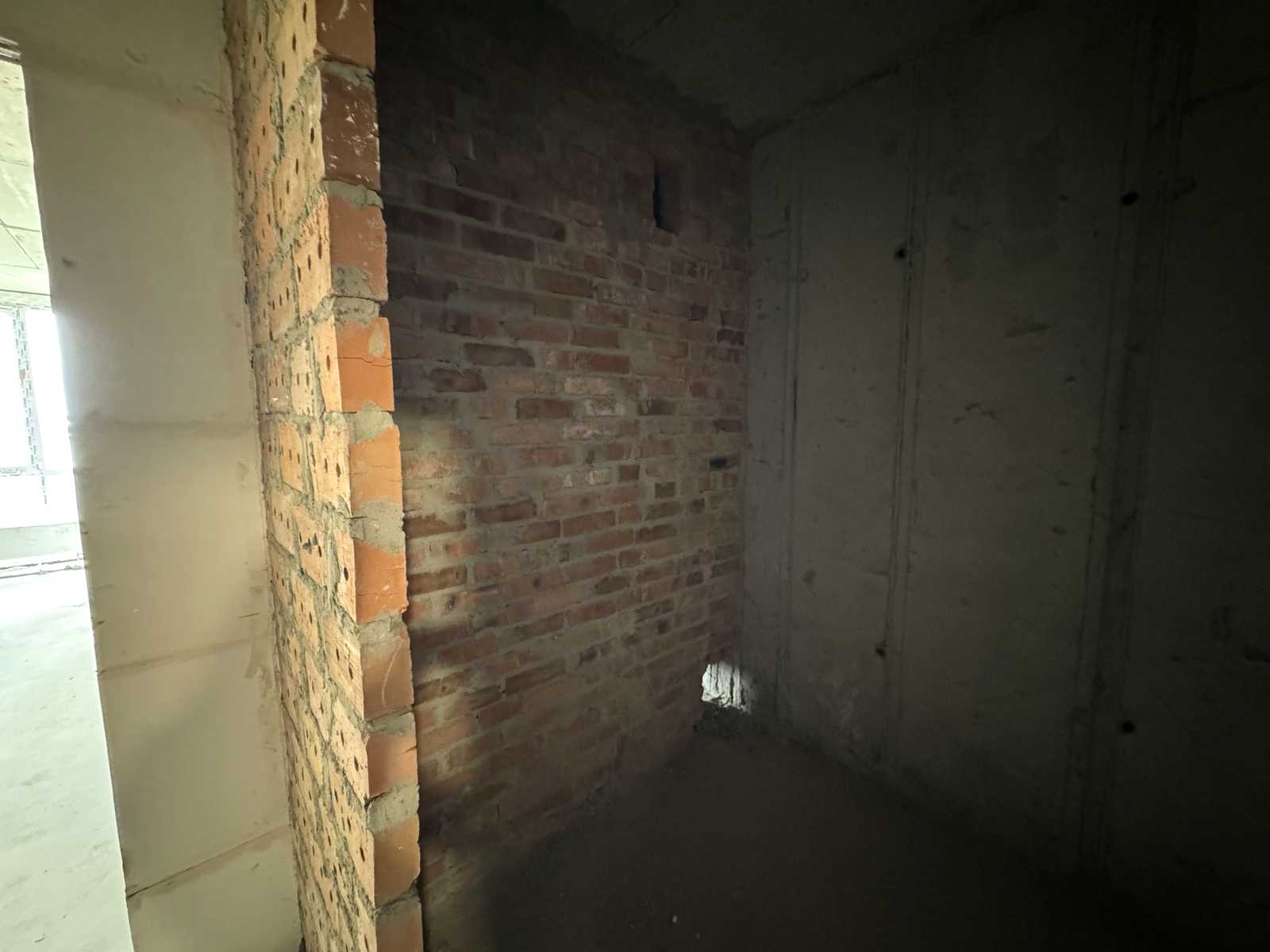 1874683345816113