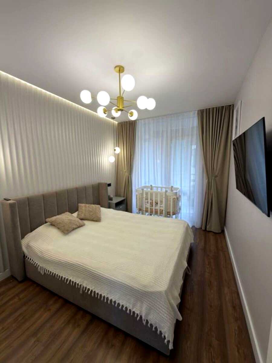 1874683976085658